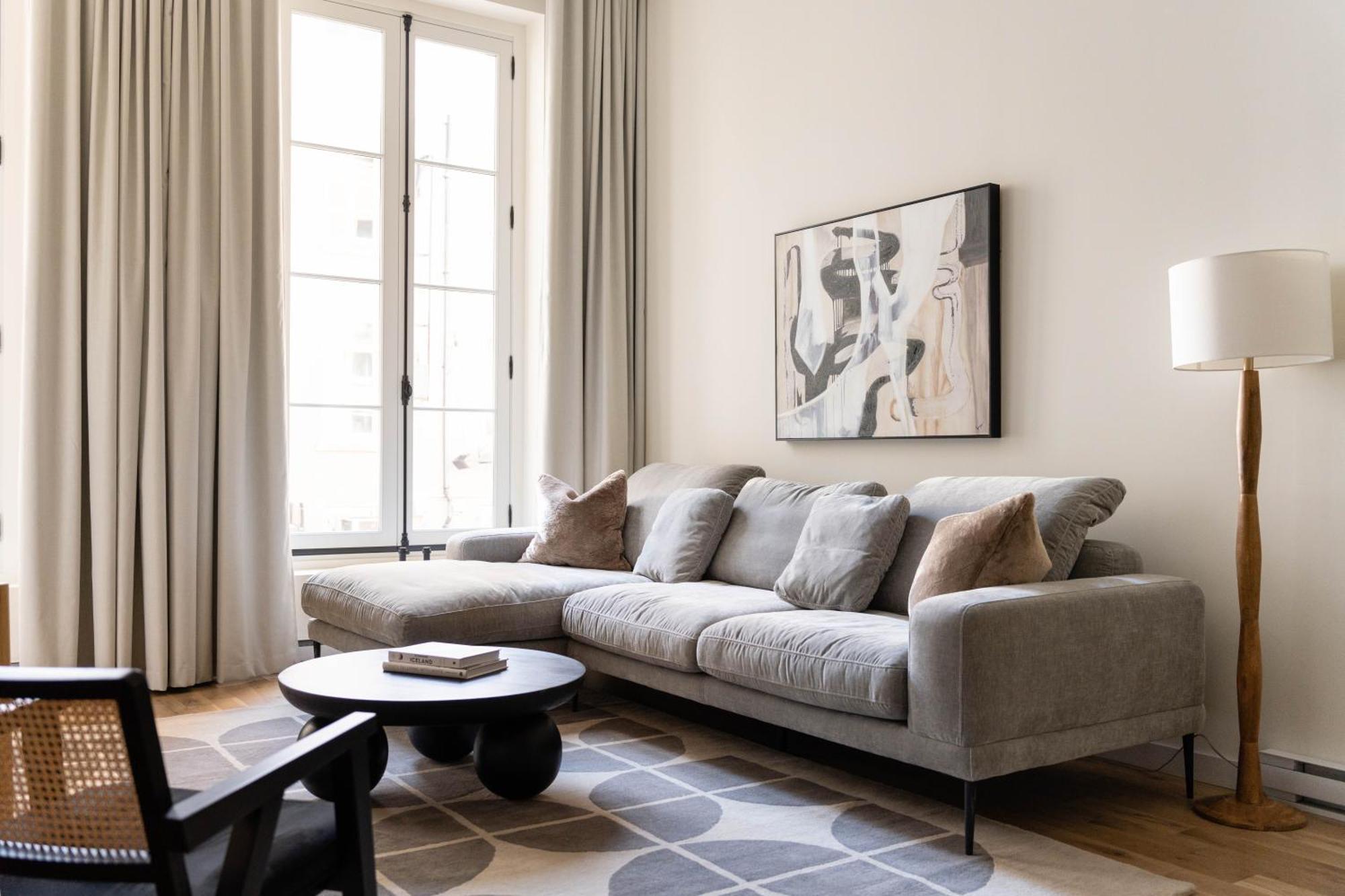 Maison Place Jacques-Cartier By Luxury In Transit Монреаль Экстерьер фото